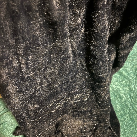 Stella & Dot Kaci Versatile 2 in 1 Soft Black Metallic Scarf - Picture 5 of 5
